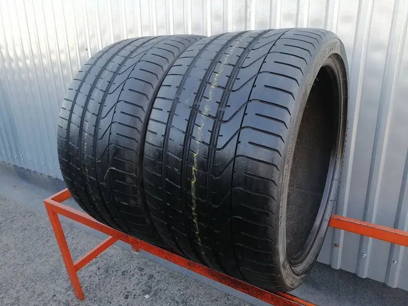 Пара б/у шин 305/30 R19 Pirelli P Zero