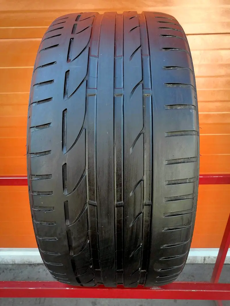Б/у шина 305/30 R20 Bridgestone Potenza S001