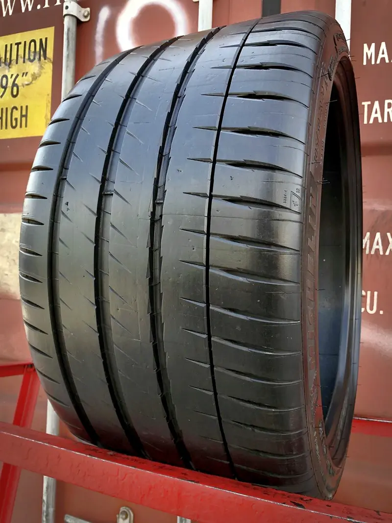 Б/у шина 305/30 R20 Michelin Pilot Sport 4 S RunFlat