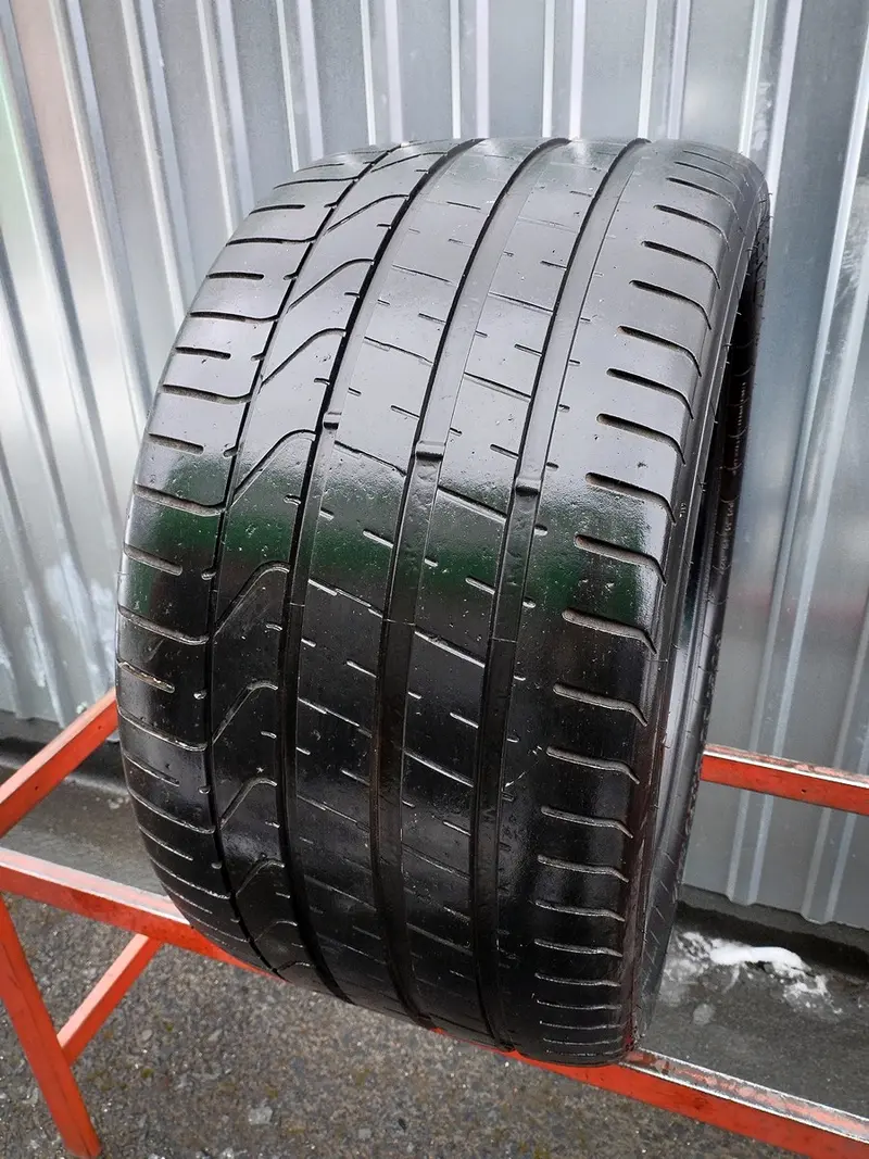Б/у шина 305/30 R20 Pirelli P Zero