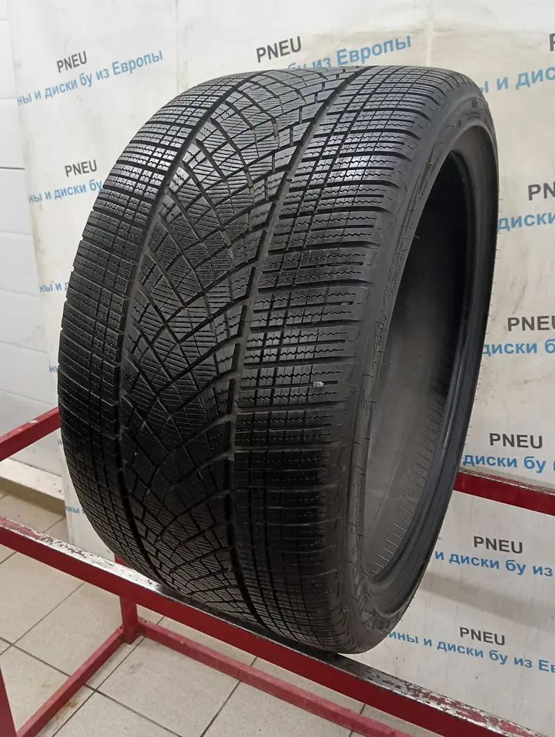 Б/у шина 305/30 R21 Goodyear Ultra Grip Perfomance GEN-1