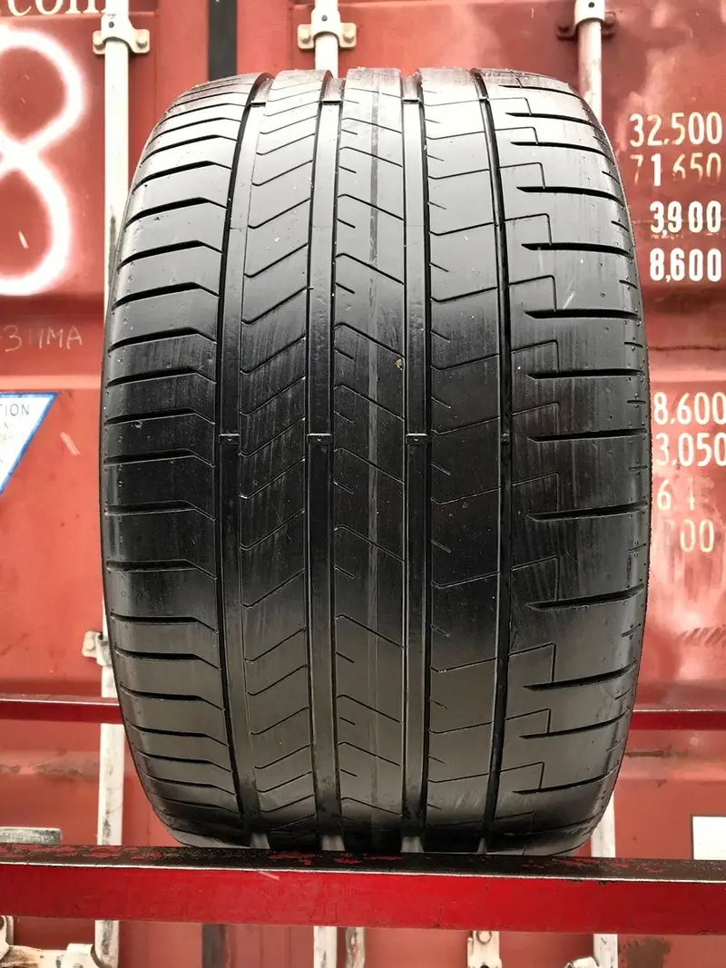 Б/у шина 305/30 R21 Pirelli P Zero PZ4, фото 1