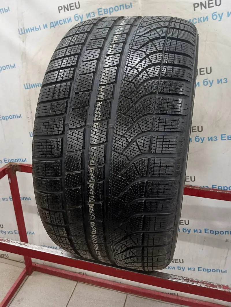 Б/у шина 305/30 R21 Pirelli P Zero Winter, фото 1
