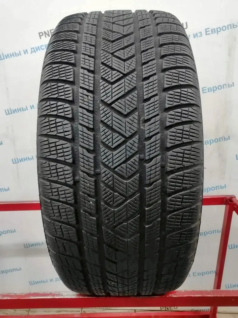 Б/у шина 305/30 R21 Pirelli Scorpion Winter