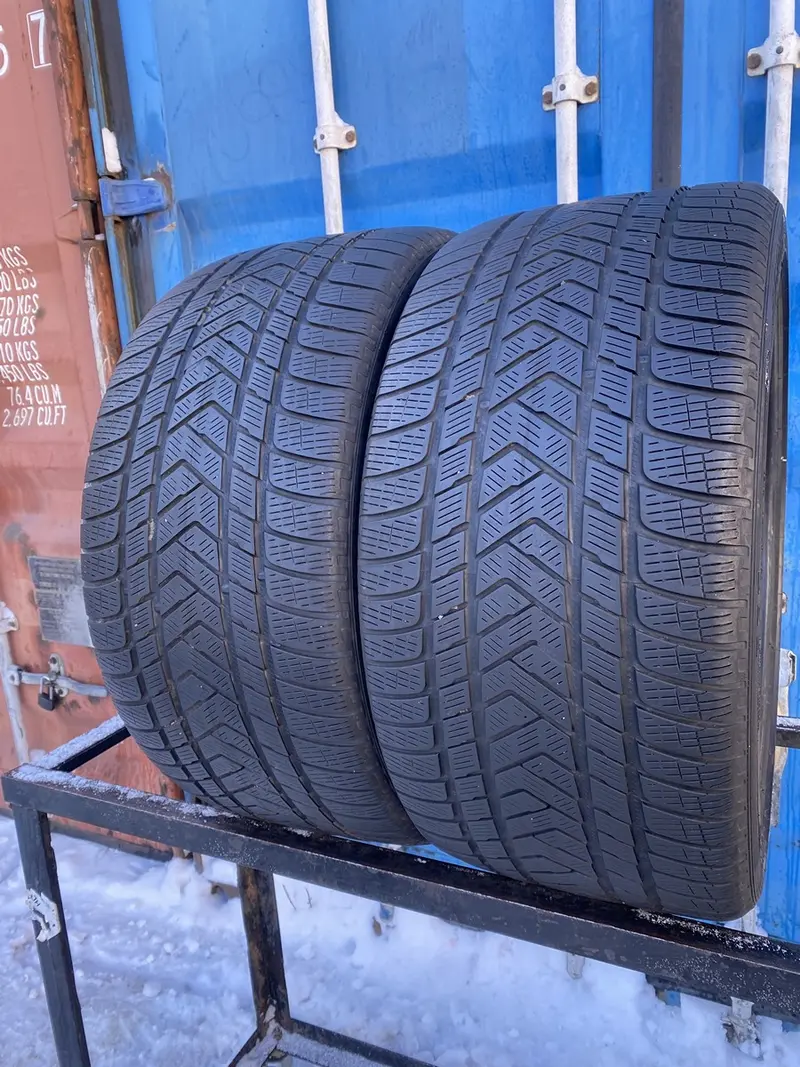 Пара б/у шин 305/35 R21 Pirelli Scorpion Winter, фото 1