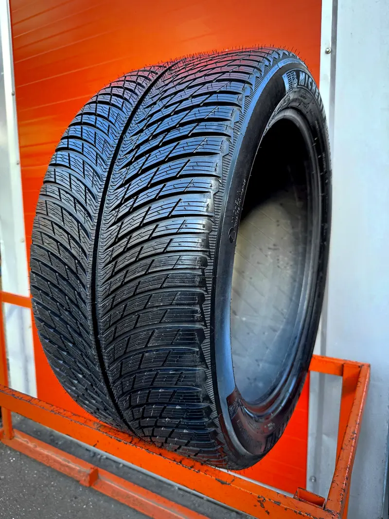 Новая шина 305/40 R21 Michelin Pilot Alpin 5 SUV, фото 1