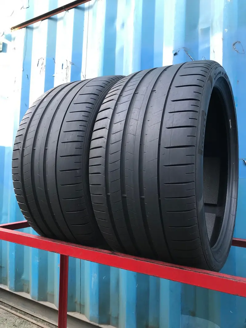 Пара б/у шин 315/30 R21 Pirelli P Zero PZ4
