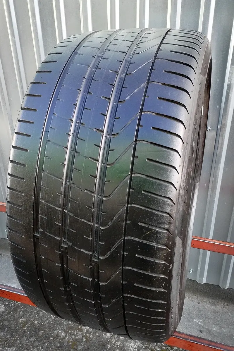 Б/у шина 315/30 R22 Pirelli P Zero