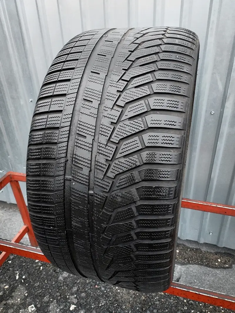 Б/у шина 315/35 R20 Hankook Winter I Cept Evo2 W320 SUV