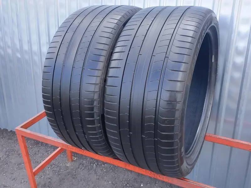 Пара б/у шин 315/35 R21 Pirelli P Zero PZ4 RunFlat