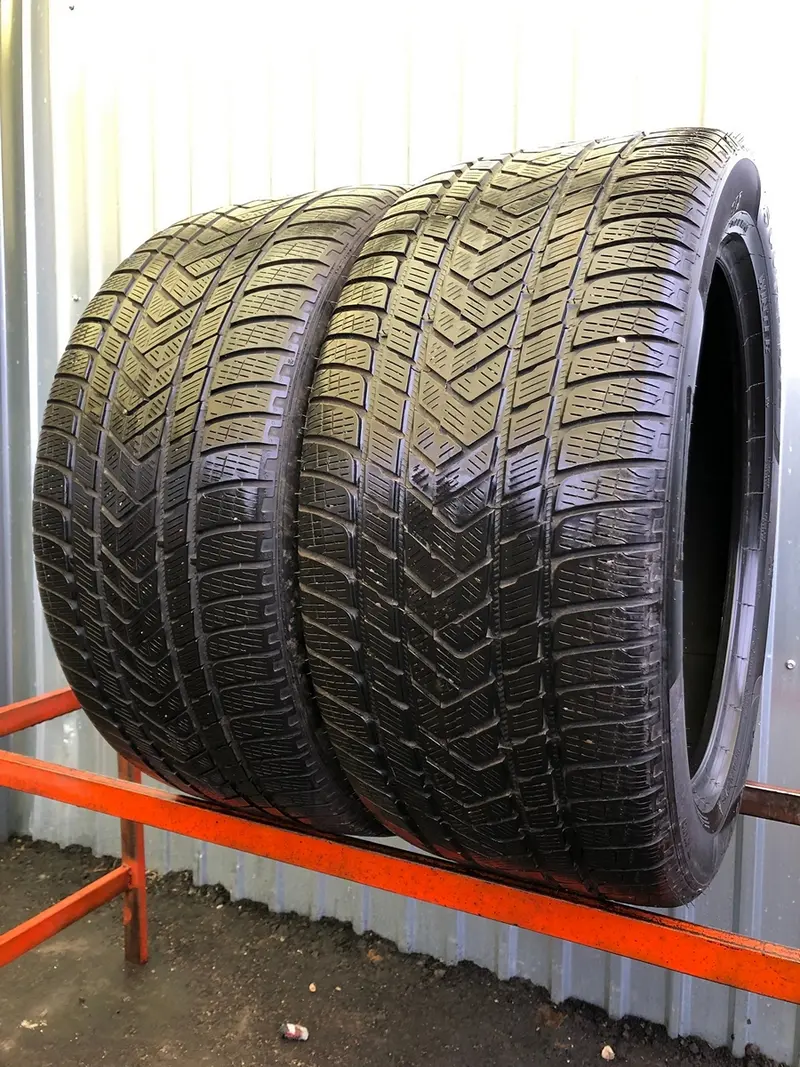 Пара б/у шин 315/40 R21 Pirelli Scorpion Winter