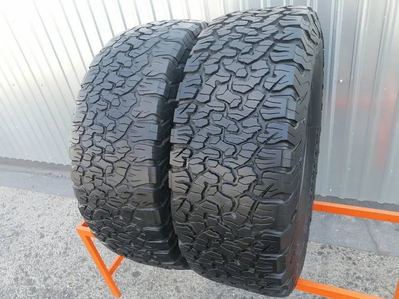 Пара б/у шин 315/70 R17 BFGoodrich All-Terrain T/A KO2