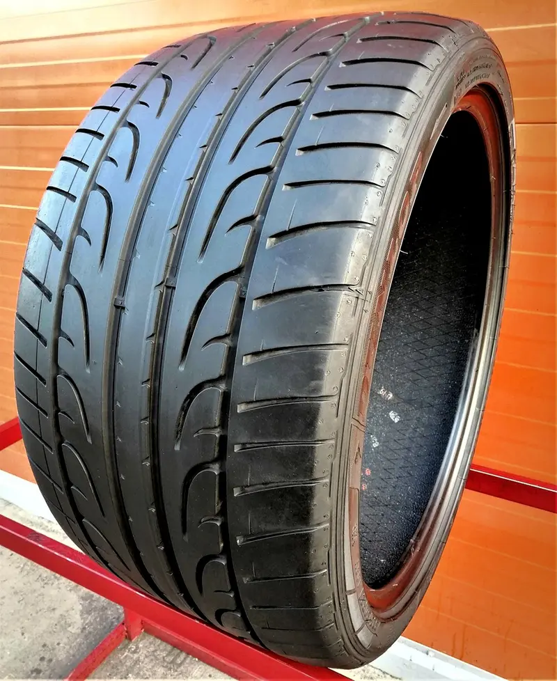 Б/у шина 325/30 R21 Dunlop SP Sport Maxx Run Flat