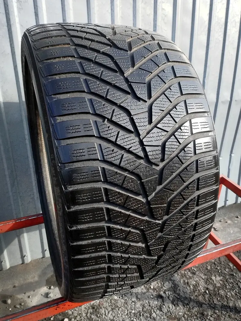 Б/у шина 325/30 R21 Yokohama BluEarth W.Drive V905