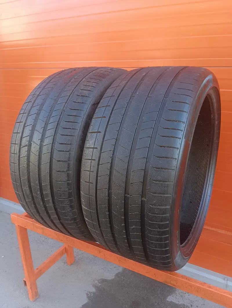 Пара б/у шин 325/30 R23 Pirelli P Zero PZ4
