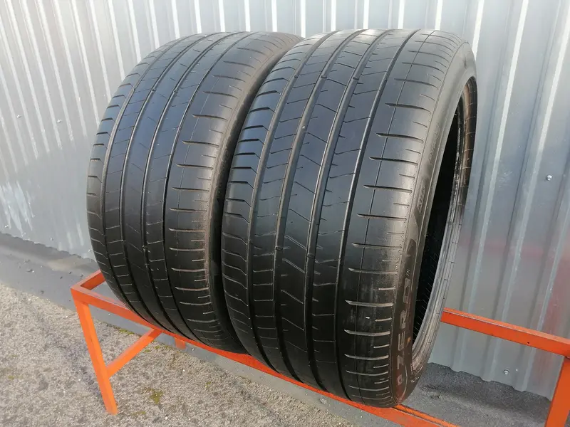 Пара б/у шин 325/35 R22 Pirelli P Zero PZ4, фото 1